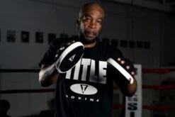 TITLE GEL Tech Punch Mitts 2.0 -Venum Boxing Sales Store gtpm2 bk