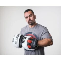 TITLE Zero-Impact Rare Air Punch Mitts 2.0 -Venum Boxing Sales Store pmzi2 bk 1