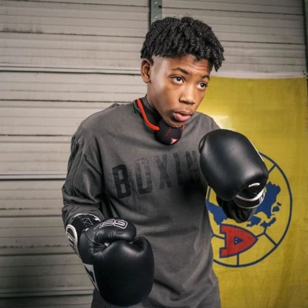 TITLE Chin Down Boxing Trainer 2 TITLE Chin Down Boxing Trainer - Image 2